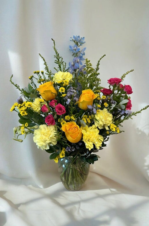 Bright and Cheerful Bouquet